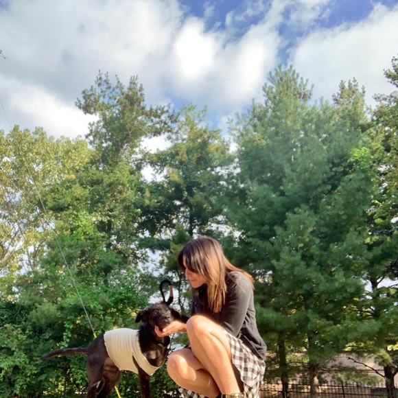 Meet your Posher, Laura - Picture 4 of 7